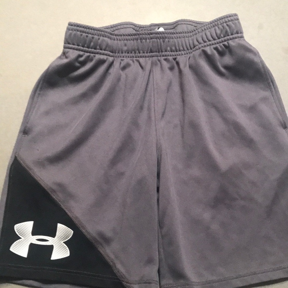 Under armor size 7 shorts